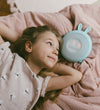 Rabbit & Friends Wekker m. Licht - 20x15x6 cm - Wake Omhoog - Bl - Rabbit & Friends - OneSize - Nachtlampen