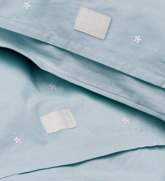 Juna Beddengoed - Baby - Daisy - Lichtblauw m. Bloemen - Juna - Baby - Beddengoed - Baby