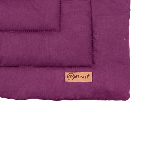 https://www.vanastenbabysuperstore.nl/media/catalog/product/W/e/Web_MorDesign_4kant_Boxkleed_Dark_Plum_02_1771238682.png