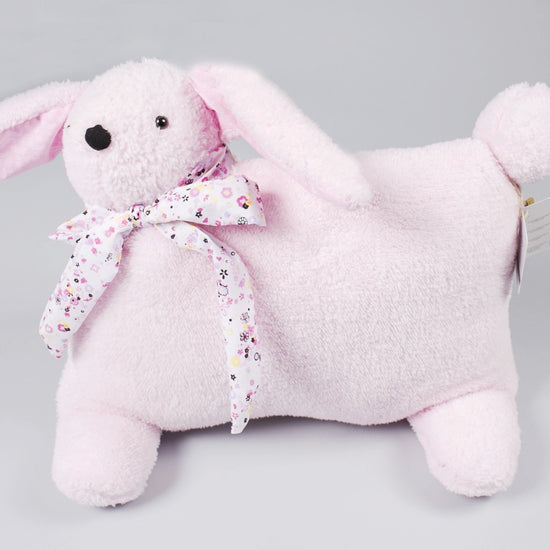 https://www.vanastenbabysuperstore.nl/media/catalog/product/k/u/kussen_tavsan_rabbit_pink_1.jpg