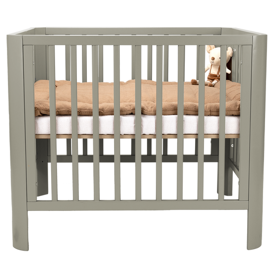 https://www.vanastenbabysuperstore.nl/media/catalog/product/w/e/web-boxisabel-sage_02_1.png
